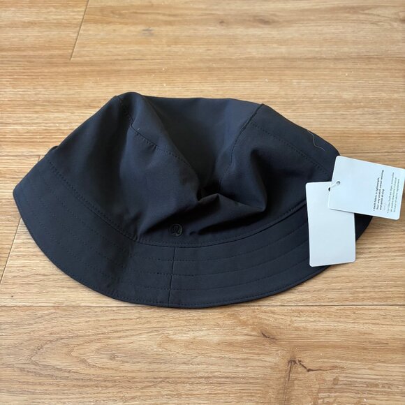 Lululemon Athletic Both Ways Bucket Hat Black Camo NWT Unisex Size S/M - Picture 1 of 8